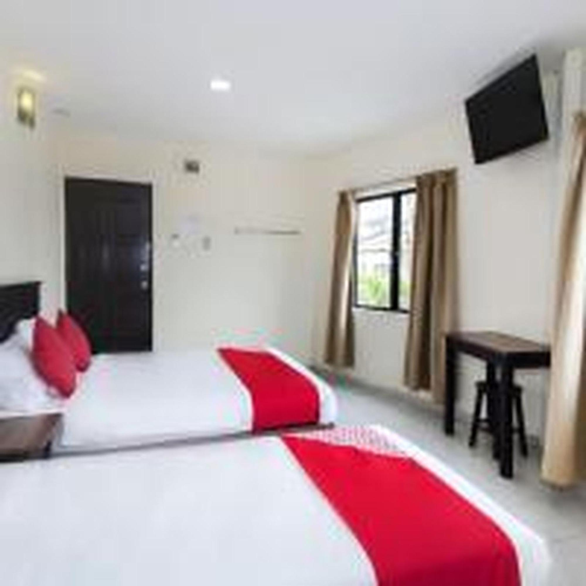 Oyo 91130 Hotel 91 Bukit Mewah Kajang Exterior photo