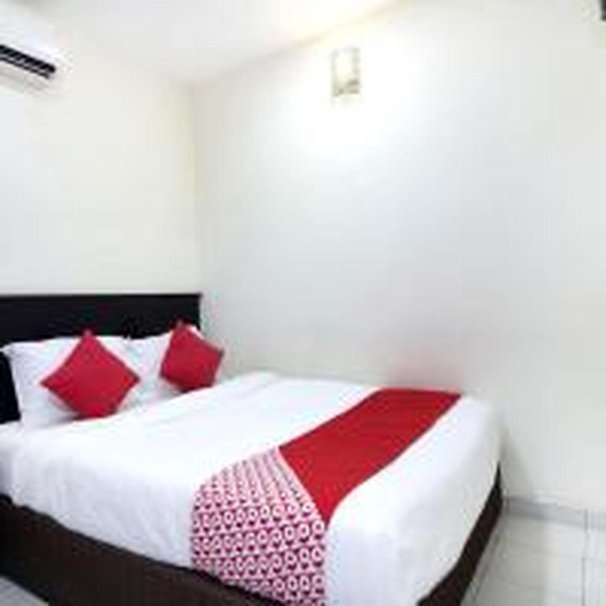 Oyo 91130 Hotel 91 Bukit Mewah Kajang Exterior photo
