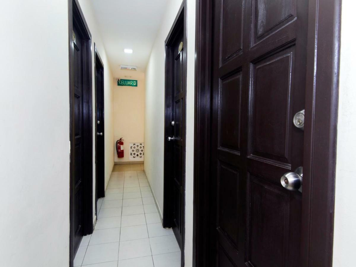 Oyo 91130 Hotel 91 Bukit Mewah Kajang Exterior photo